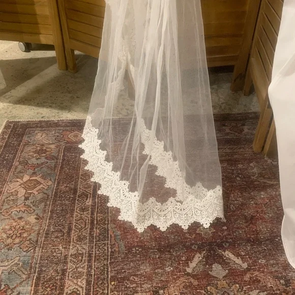 Made with love bridal veil - Picture 1 of 6
